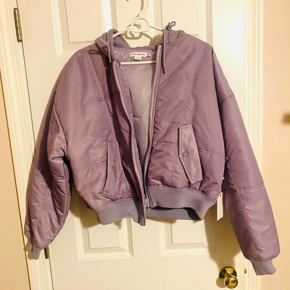Good American dust violet puffer hooded jacket. Size 1/2 (s-m). Tags still on.